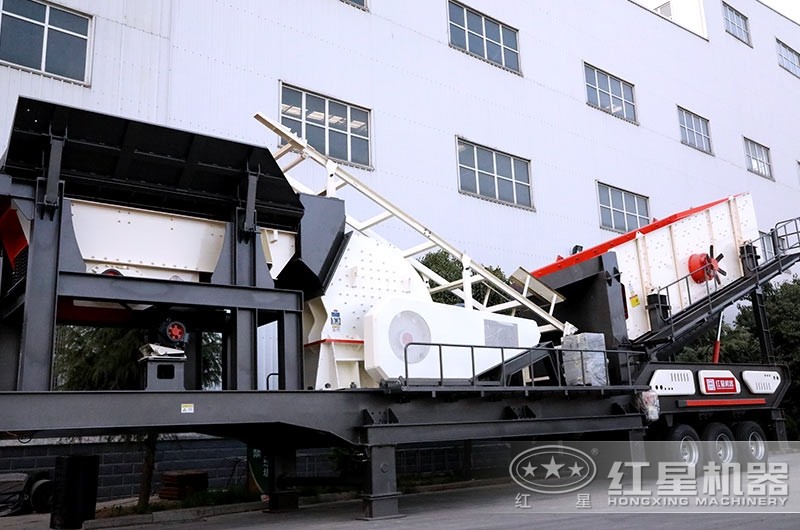 大型流動式錘式打砂機，附帶多種輔助設(shè)備