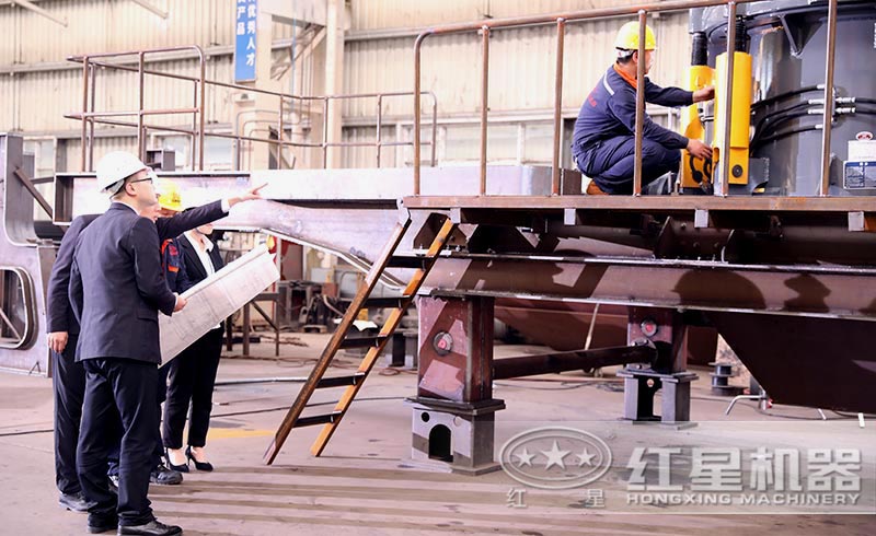 服務(wù)一體化，專業(yè)定制設(shè)備方案