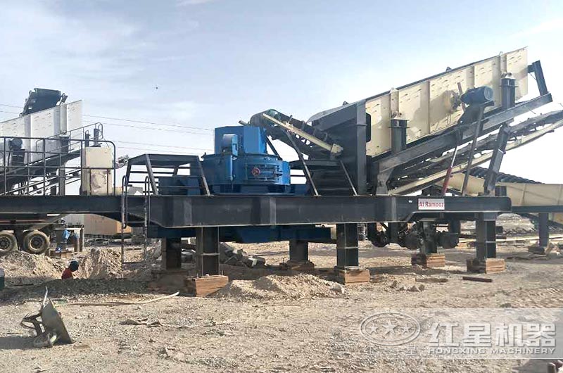 移動機制砂生產線作業(yè)現(xiàn)場