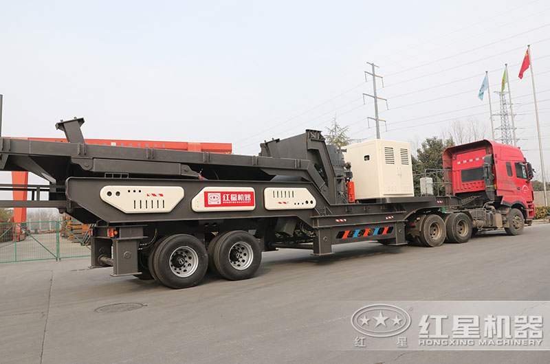 時產100噸移動式反擊破碎機發(fā)往廣西